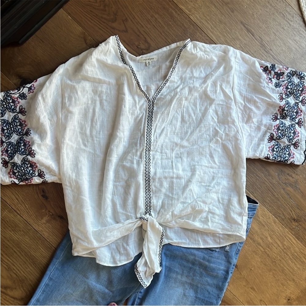 Womens embroiled linen top